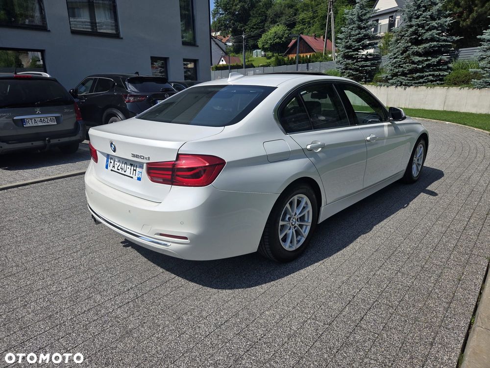BMW Seria 3 320d Efficient Dynamic Edition Luxury Line - 6