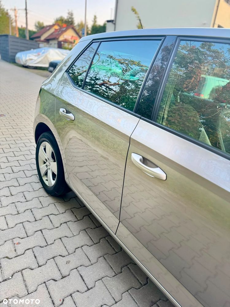 Skoda Fabia - 8