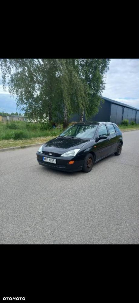Ford Focus 1.8 Trend - 1