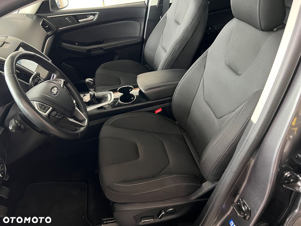 Ford S-Max - 16