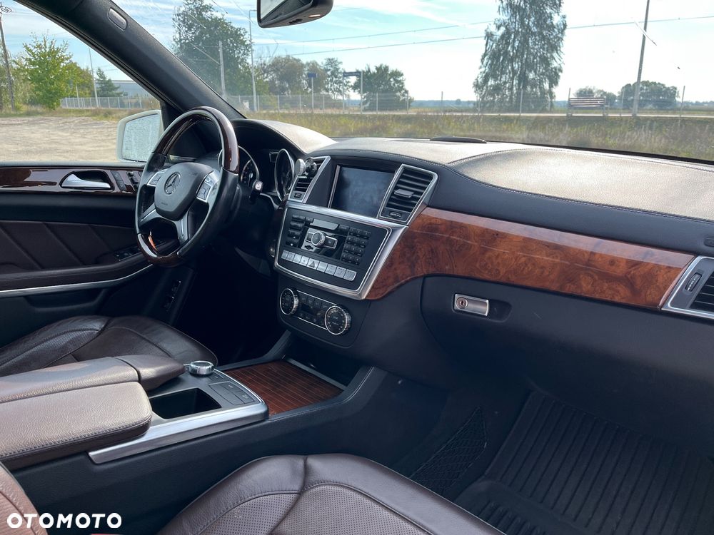 Mercedes-Benz GL 450 - 18