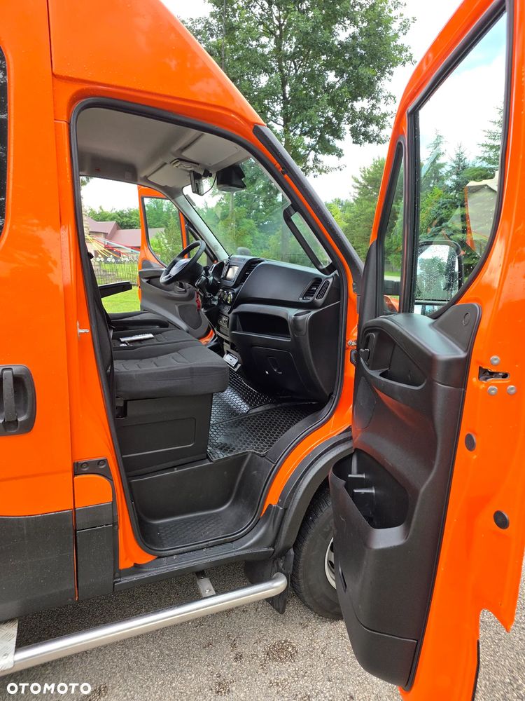 Iveco NA PODUSZCE 72C18◾️70 180◾️50c18◾️FURGON◾️BLASZAK◾️MAX◾️ 7000KG◾️◾️SPRINTER◾️VARIO - 6