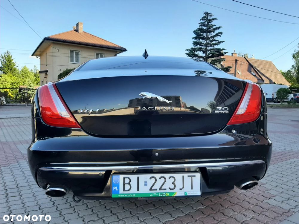 Jaguar XJ 3.0 V6 Kompressor AWD Langversion Autobiography - 9