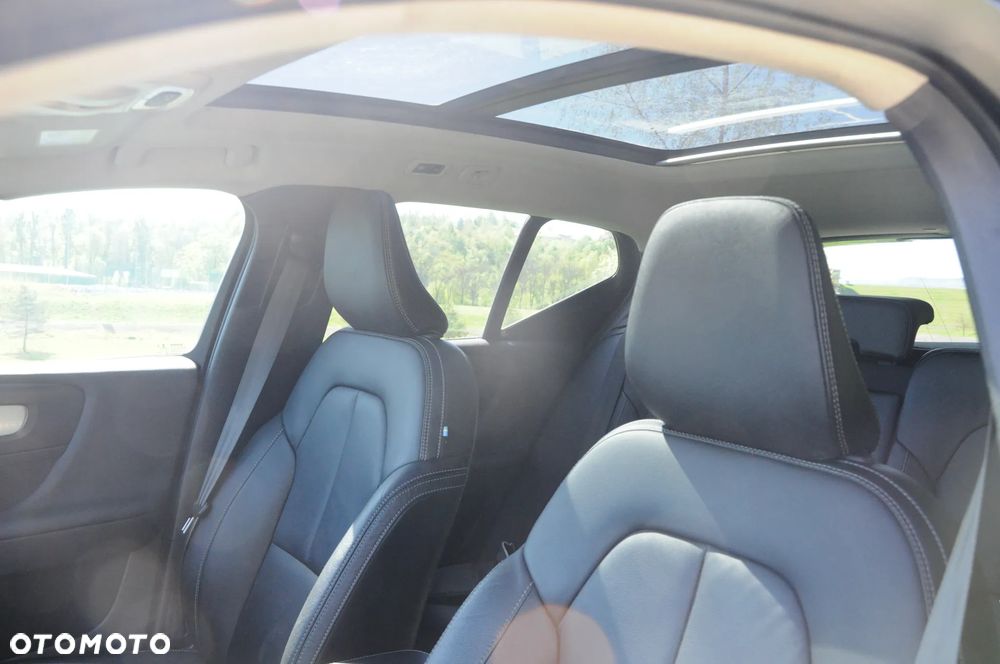 Volvo XC 40 T5 AWD Geartronic Momentum - 18