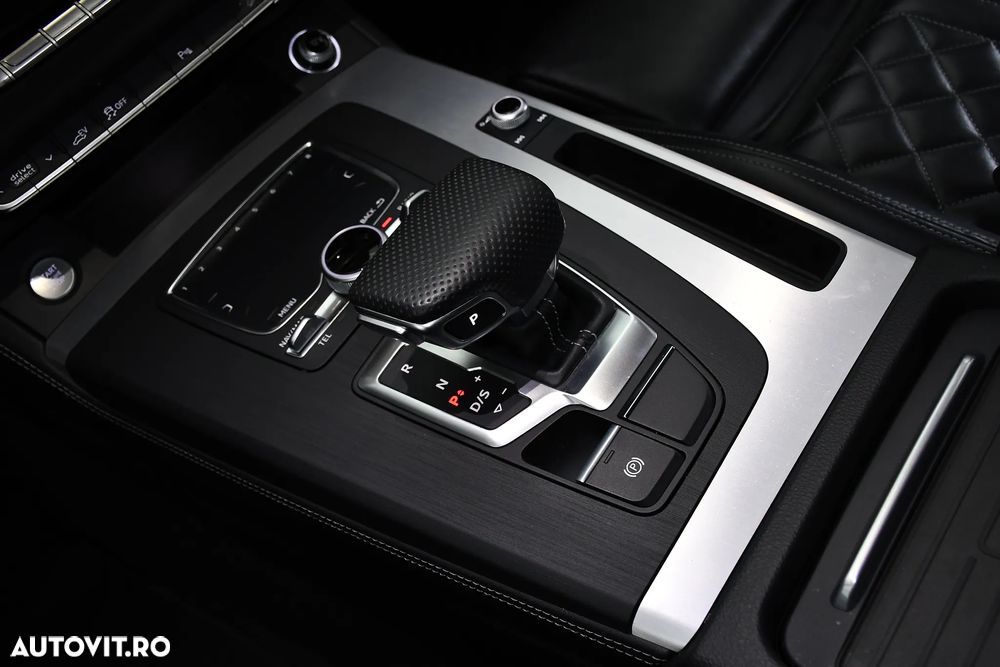Audi Q5 55 TFSI e quattro S tronic - 17