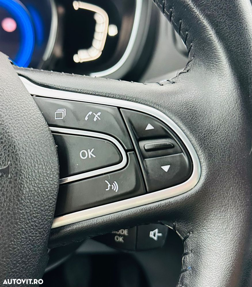 Renault Scenic ENERGY TCe 115 LIMITED - 30