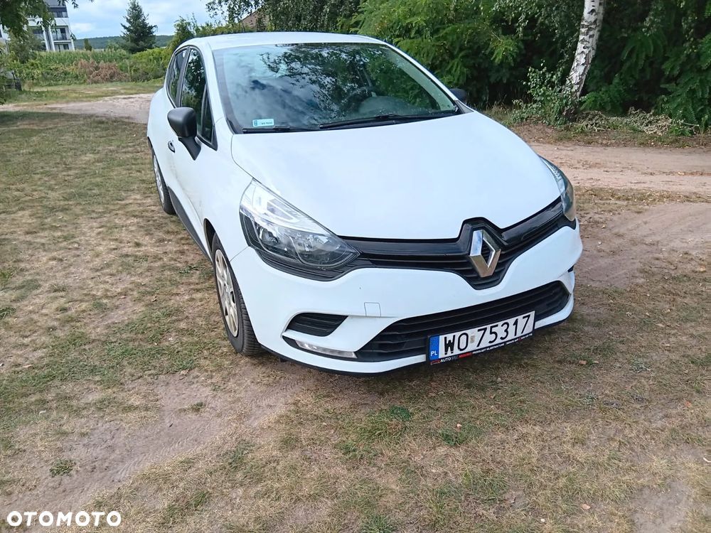 Renault Clio - 7