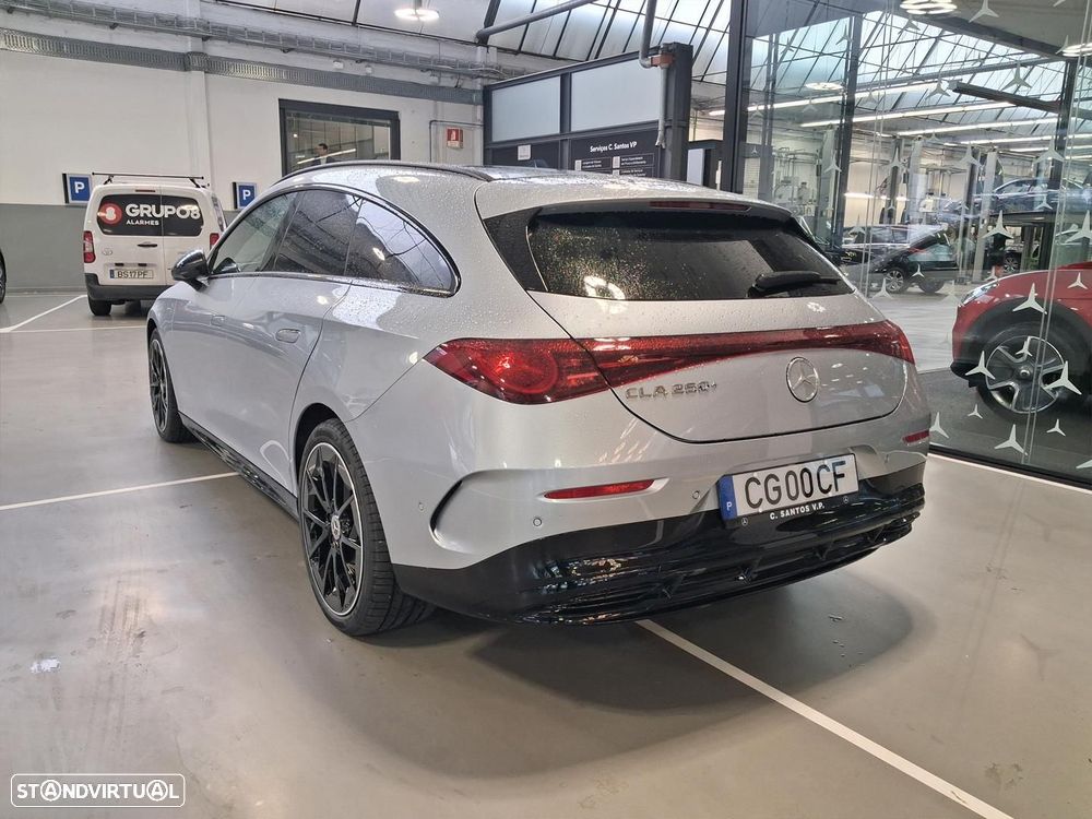 Mercedes-Benz CLA 250+ EQ Shooting Brake - 7