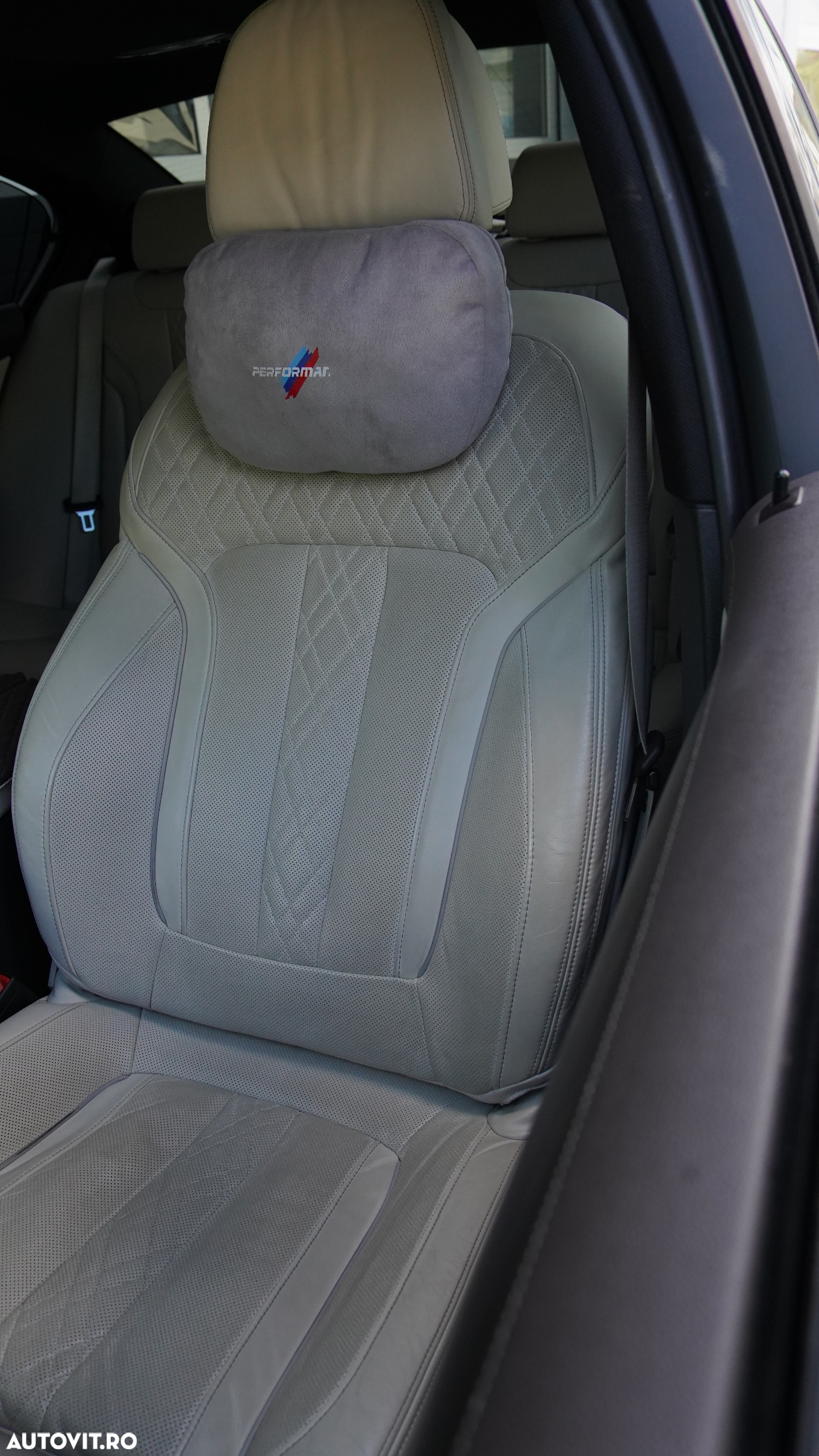 BMW Seria 5 520i AT - 5