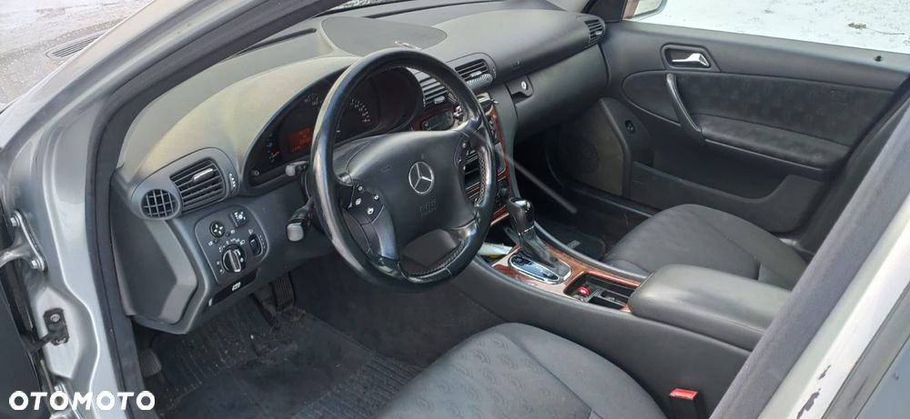 Mercedes-Benz Klasa C - 15