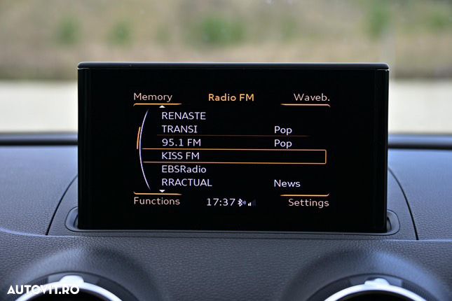 Audi A3 1.6 TDI S-Tronic Attraction - 14