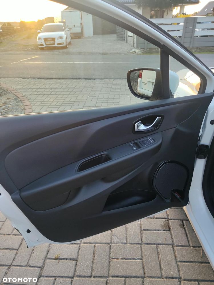 Renault Clio (Energy) TCe 90 Start & Stop LIMITED - 27