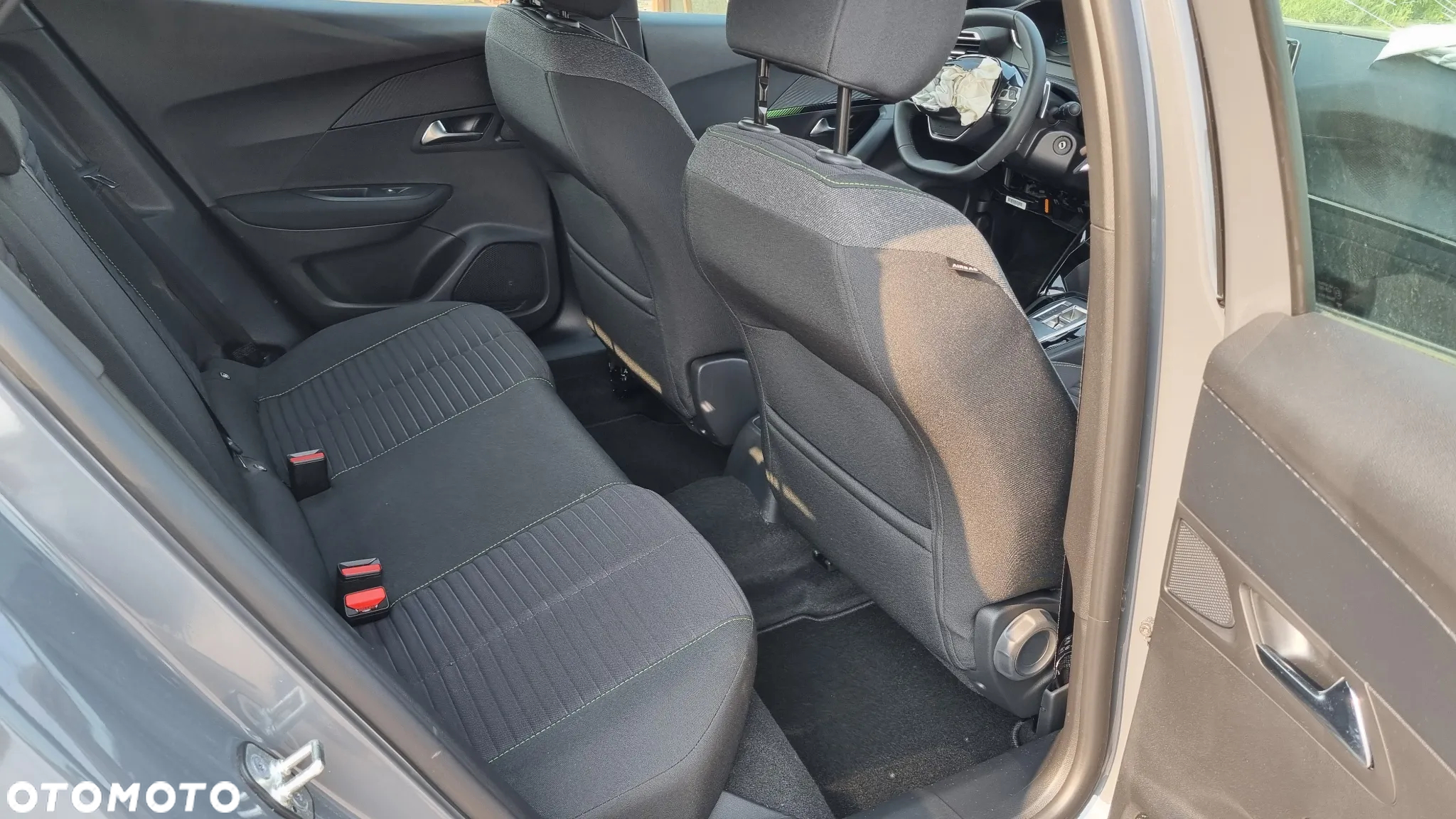 Peugeot 2008 PureTech mHEV Style e-DCS6 - 17