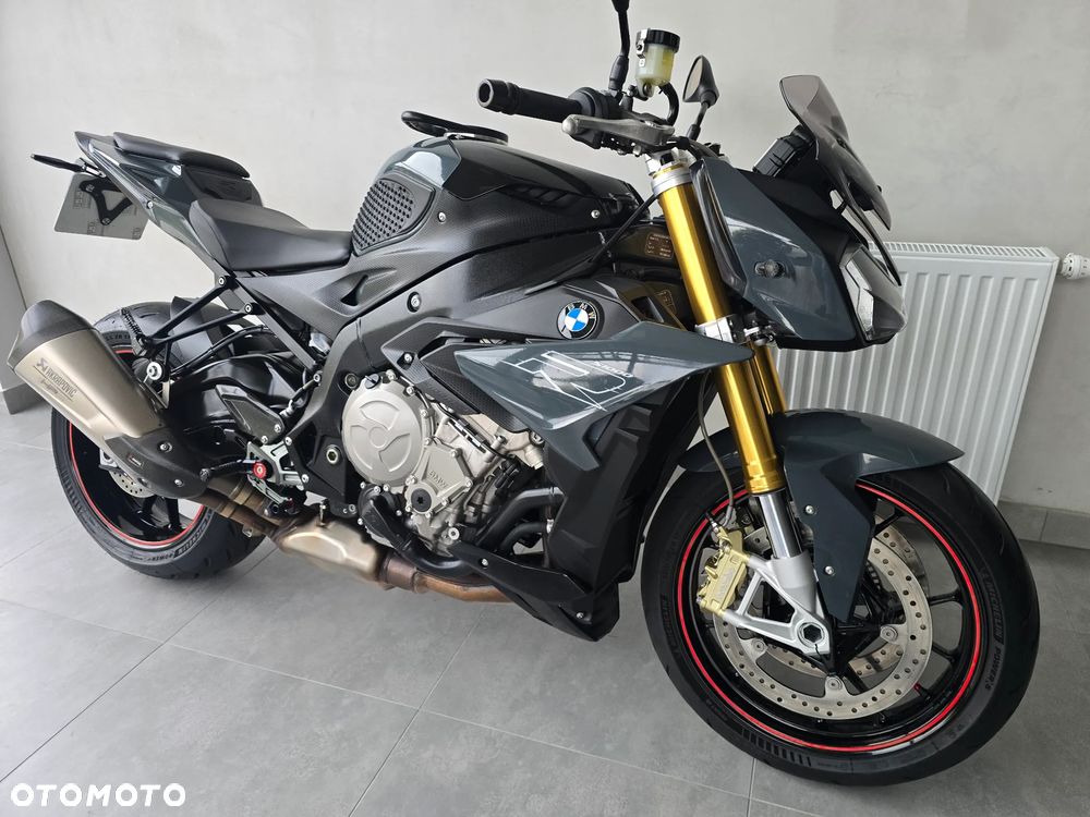 BMW S - 36