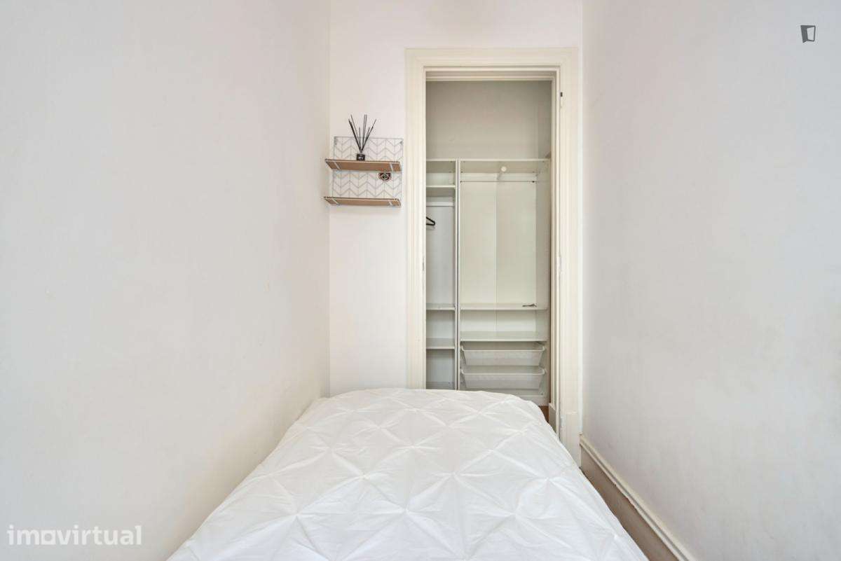 Quarto - localizado em Alcântara Lisbon - Grande imagem: 4/26