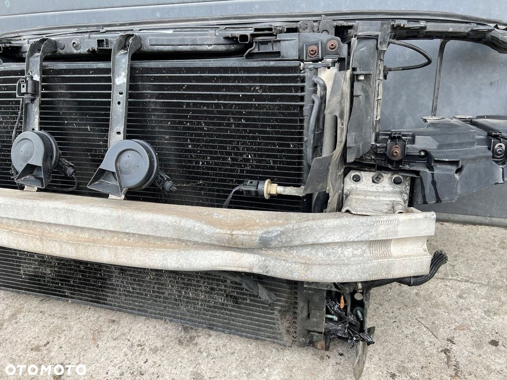 PAS PRZEDNI WZMOCNIENIE CHŁODNICE AUDI A8 D3 3.0 TDI KOMPLETNY - 3