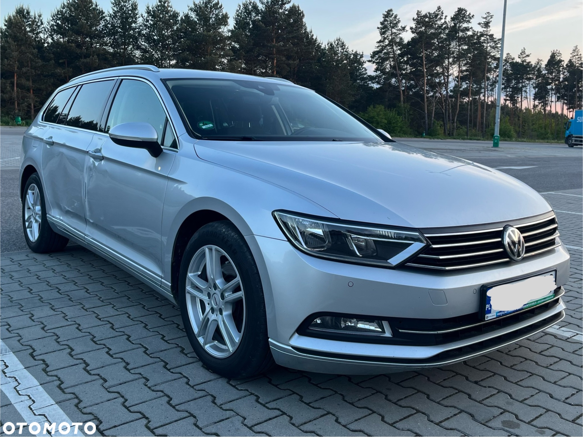 Volkswagen Passat 2.0 TDI BMT Comfortline DSG - 3