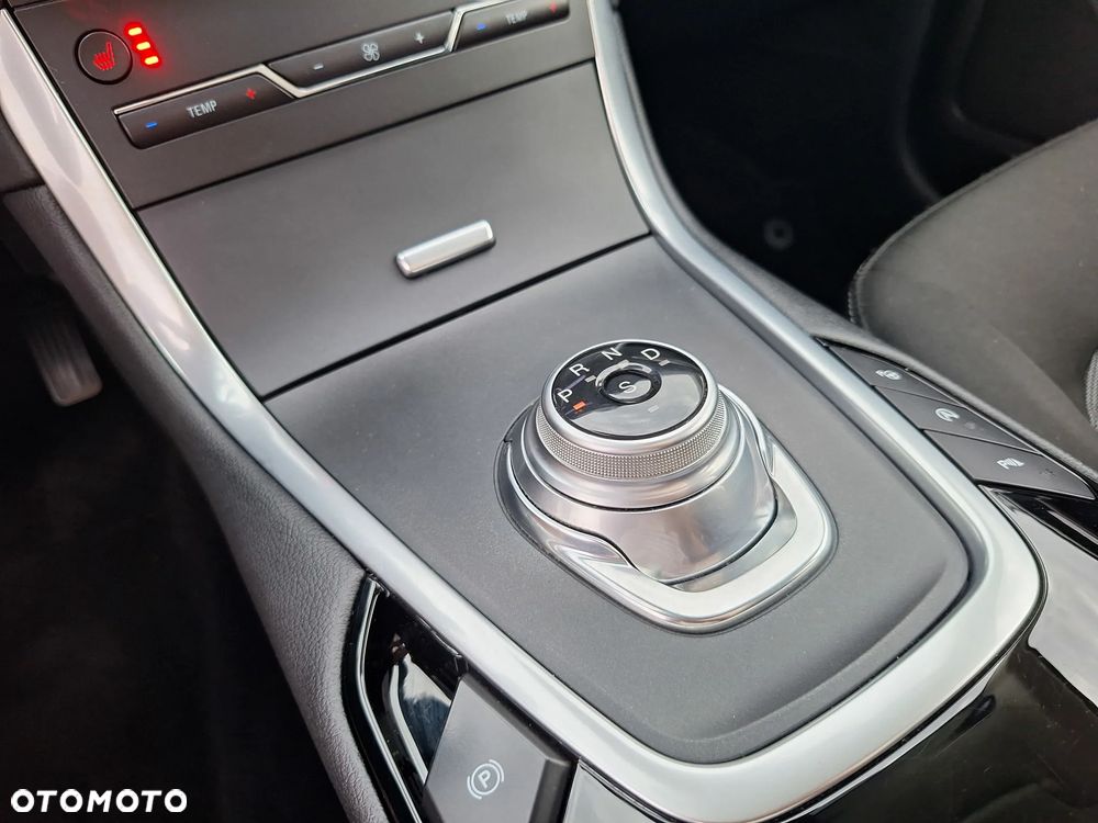 Ford S-Max 2.0 EcoBlue Titanium - 35