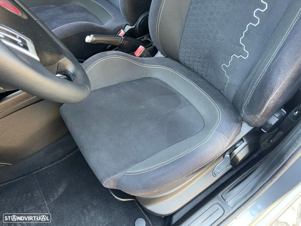 Fiat Punto 1.2 Lounge S&S - 24