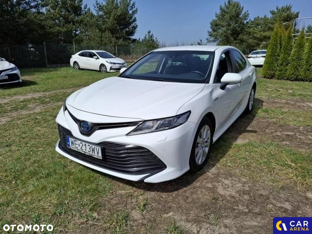 Toyota Camry - 3