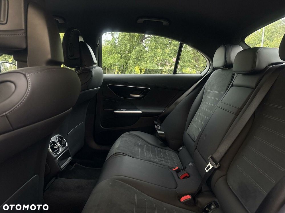 Mercedes-Benz Klasa C - 19