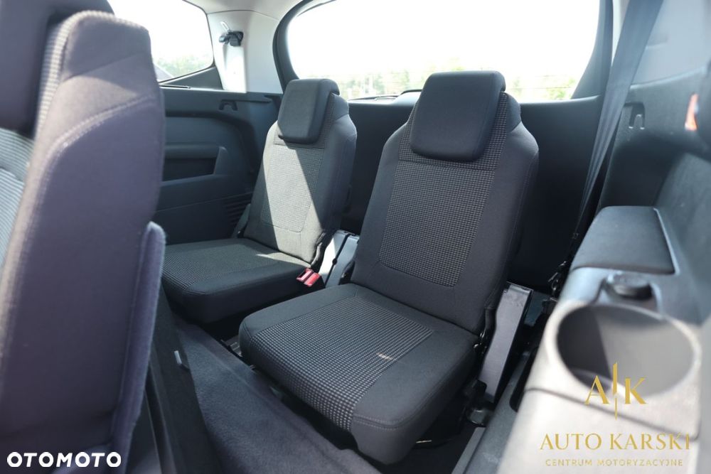Peugeot 5008 - 32