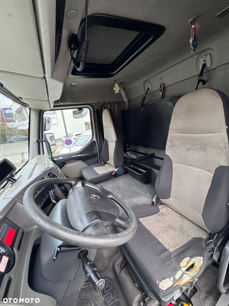 Renault Midlum DXI 220 - 11