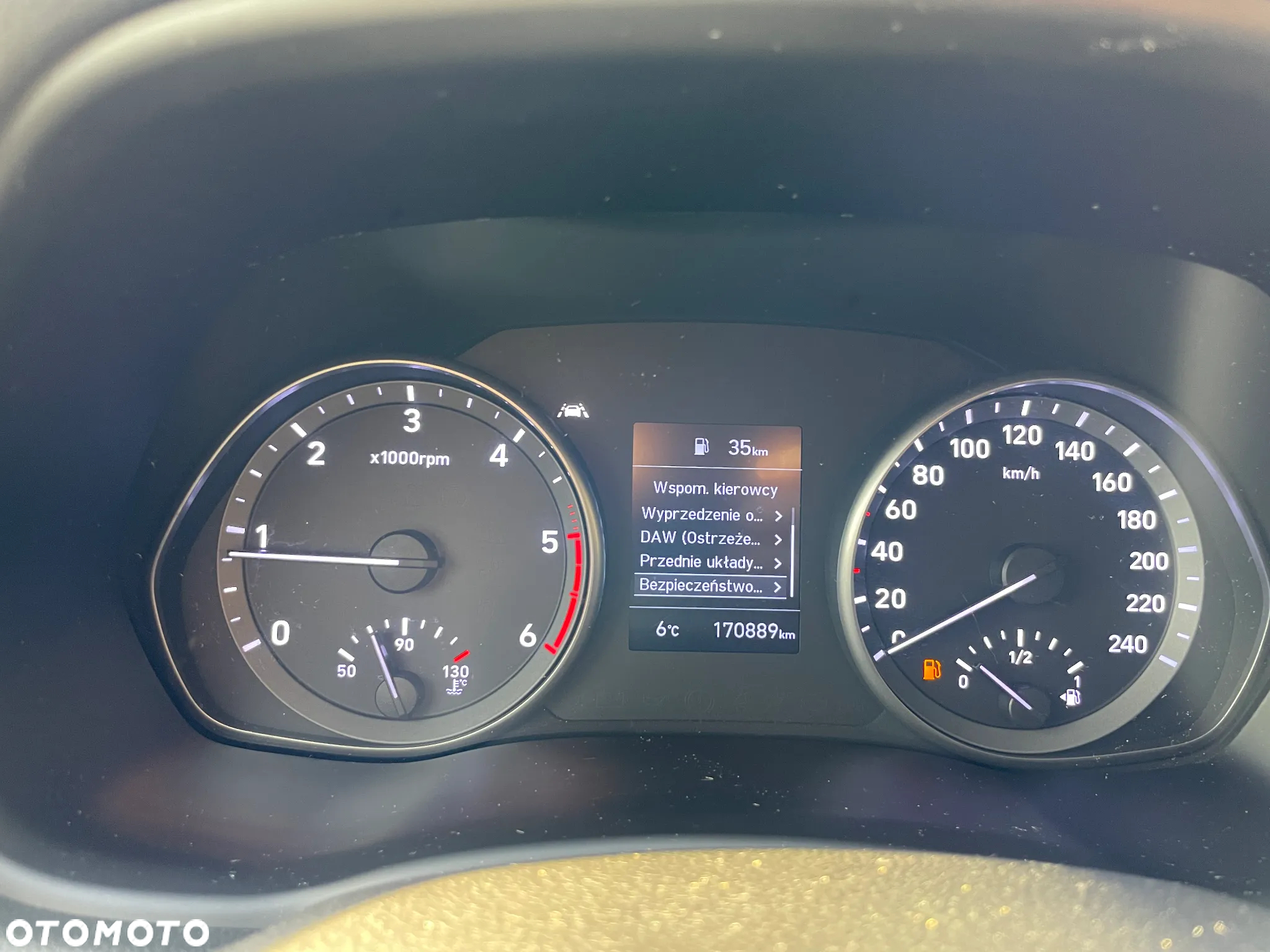 Hyundai i30 1.6 D Classic + - 11