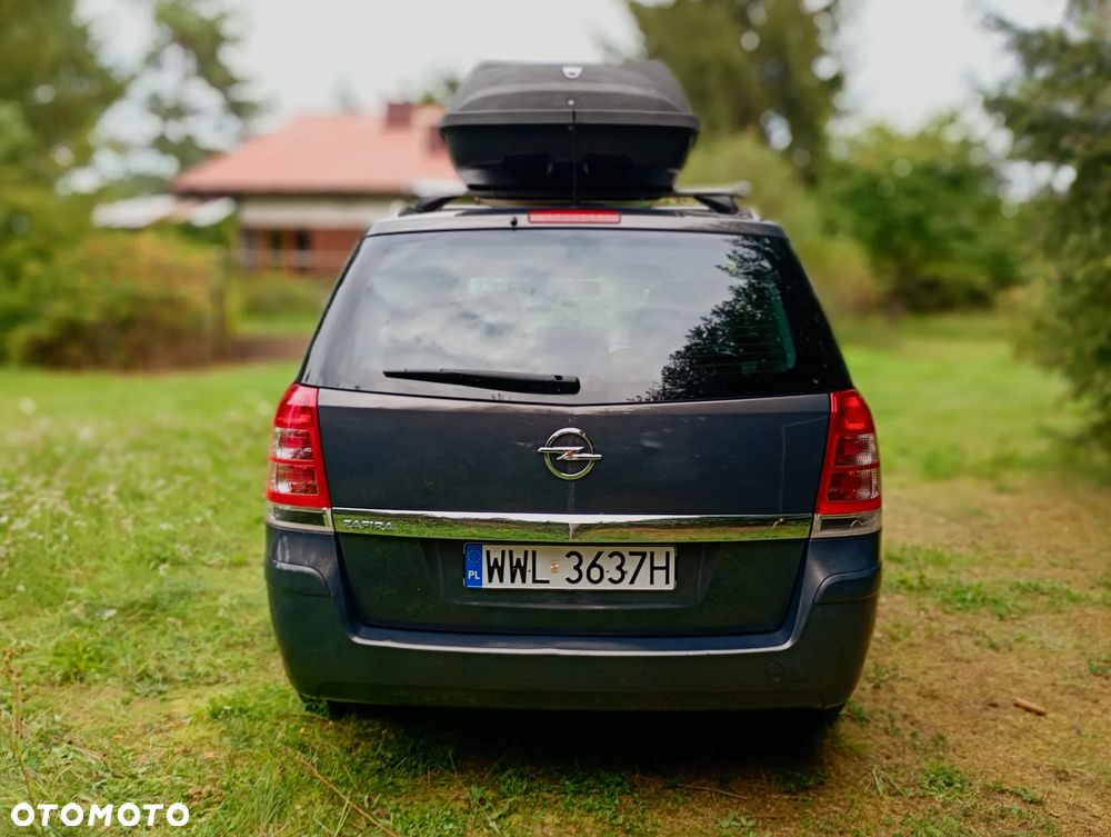 Opel Zafira - 2