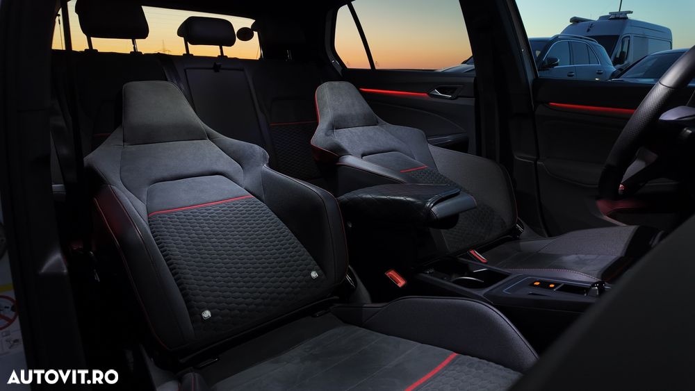 Volkswagen Golf 2.0 TSI DSG GTI - 9