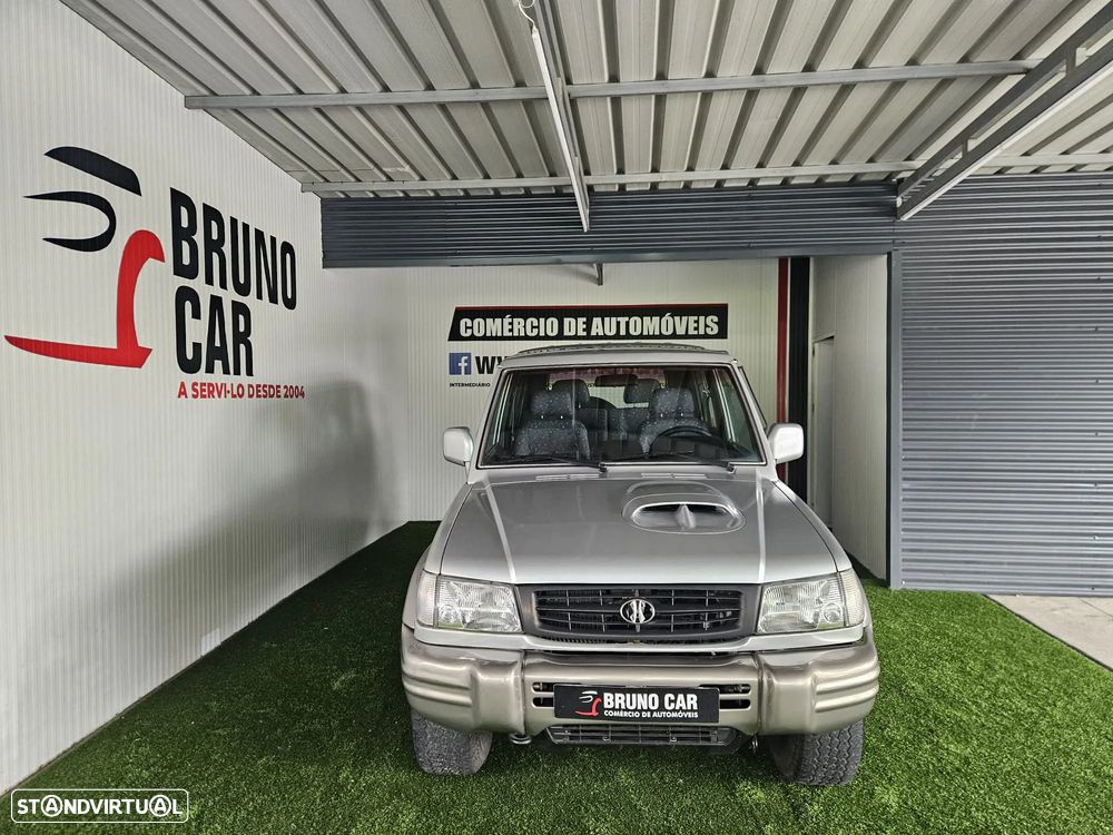 Hyundai Galloper - 1