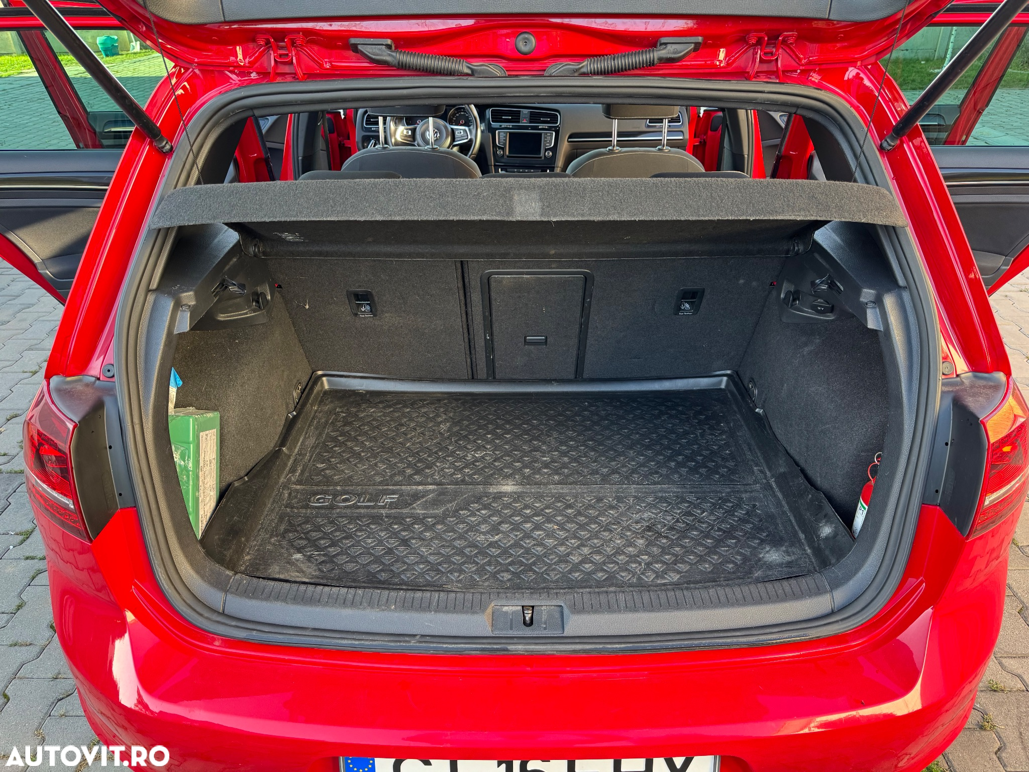 Volkswagen Golf 2.0 TDI DPF BMT GTD - 23