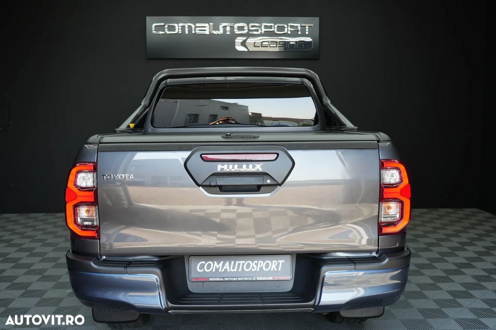 Toyota Hilux 2.8D 204CP 4x4 Double Cab AT Invincible - 5