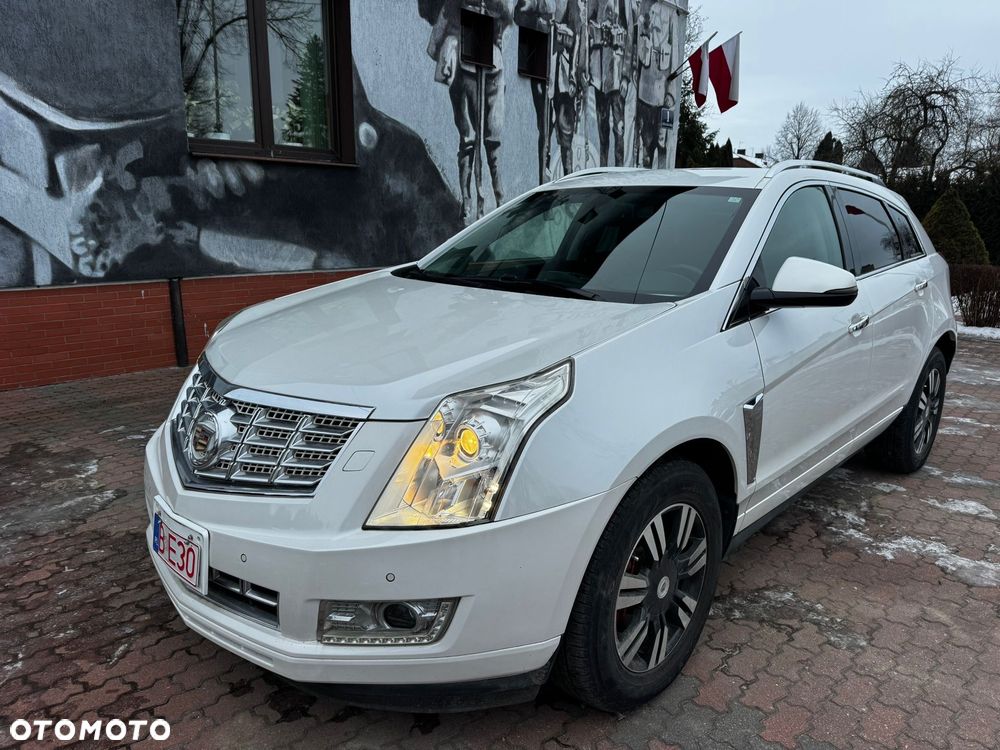 Cadillac SRX - 1