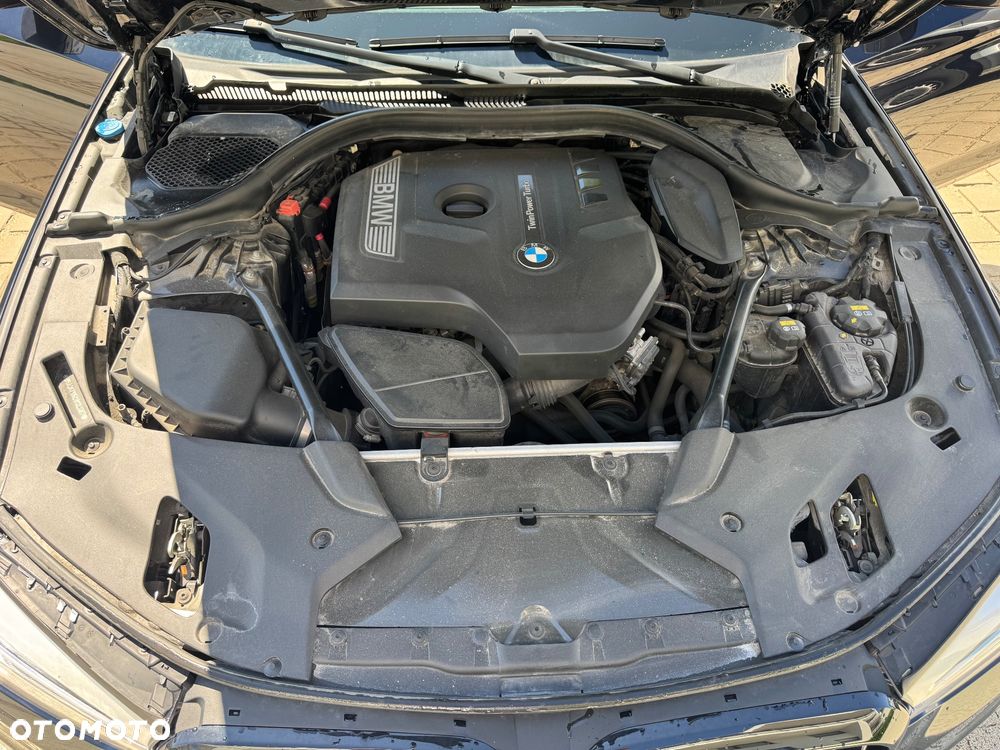 BMW Seria 5 530i xDrive M Sport sport - 18