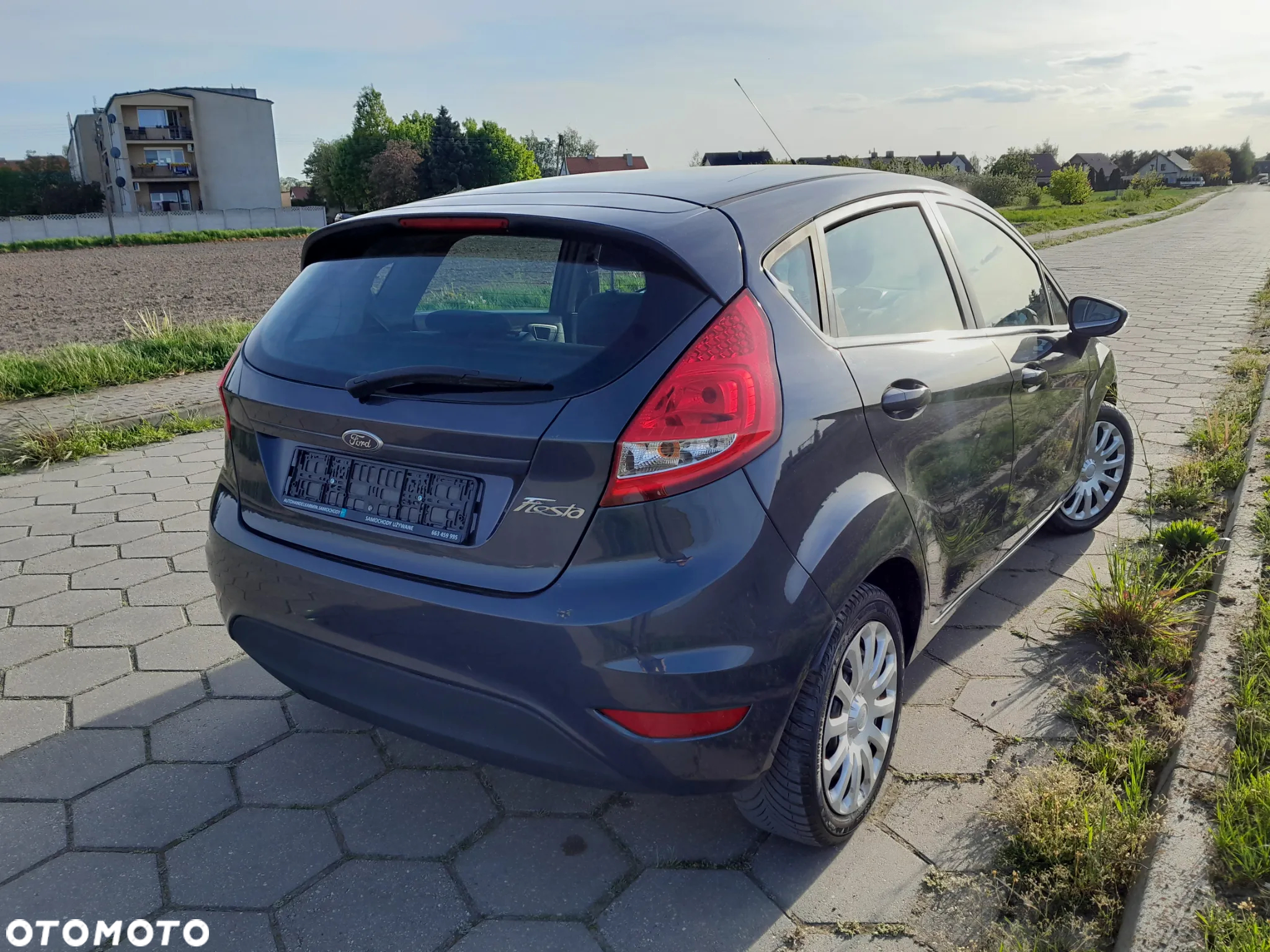 Ford Fiesta 1.25 Celebration - 32