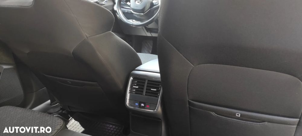 Skoda Octavia 2.0 TDI DSG Drive - 8
