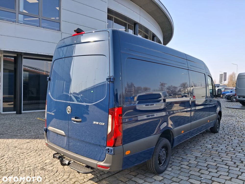 Mercedes-Benz Sprinter 319 CDI Furgon PRO długi - 21