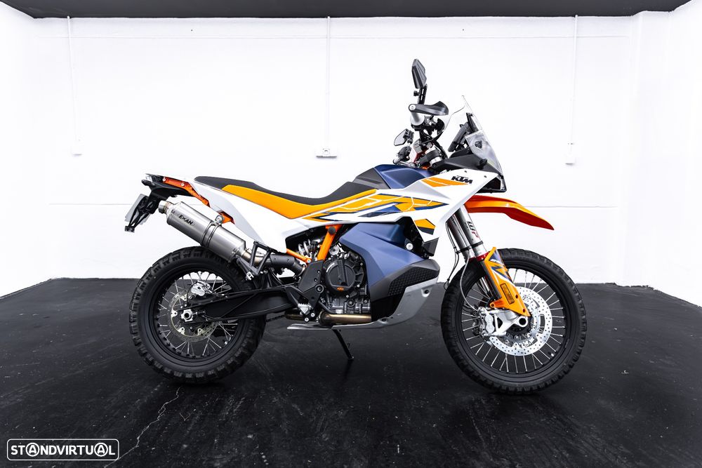 KTM 890 - 35