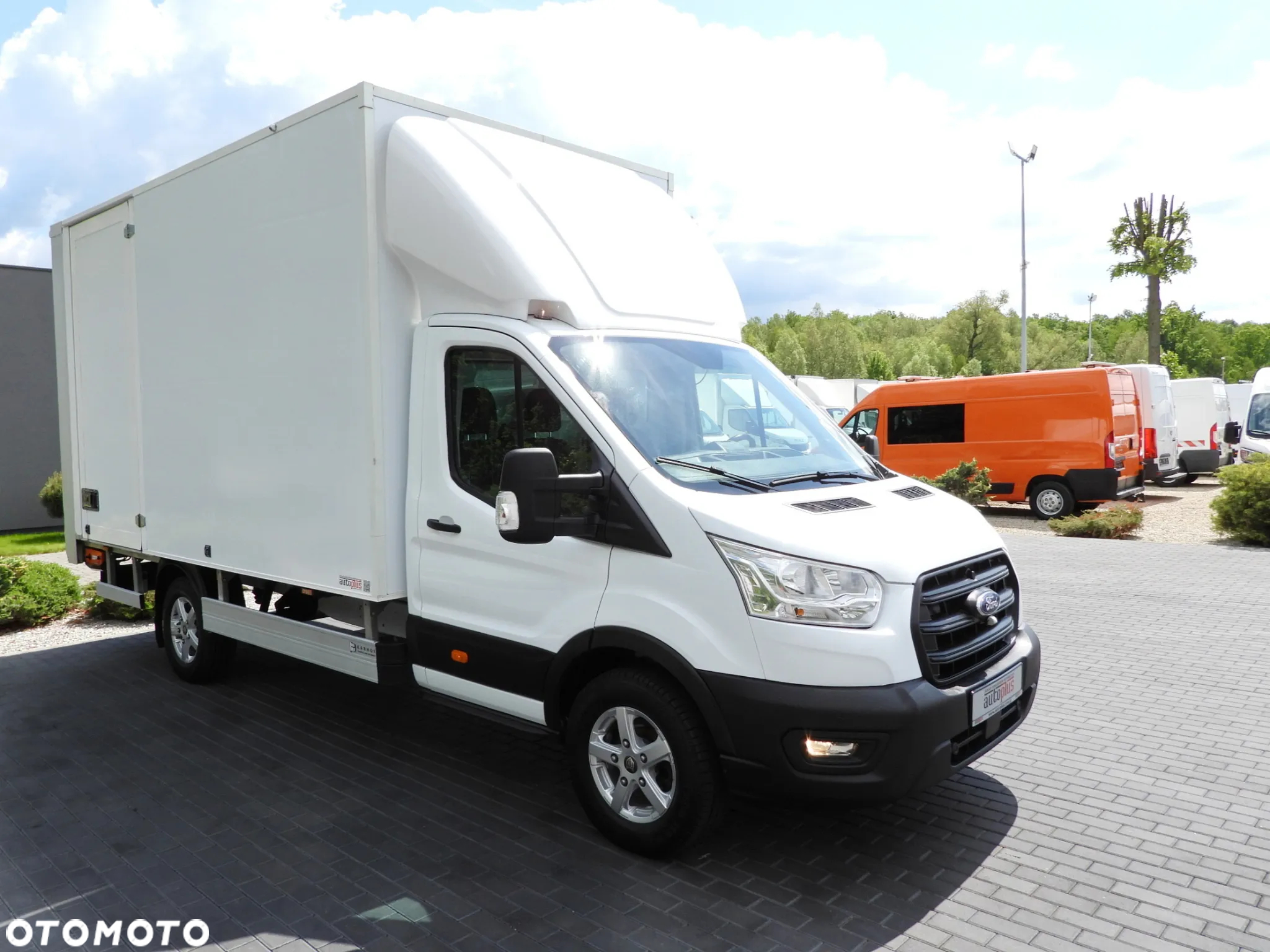 Ford TRANSIT  KONTENER WINDA 8 PALET TEMPOMAT LEDY KLIMATYZACJA 130KM [ G31822 ] - 5