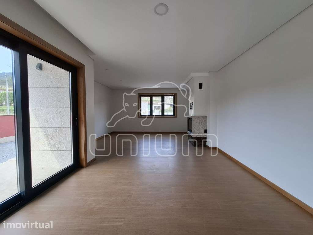 Moradia T3 para Arrendamento Conforto, Espaço e Tranquilidade - Grande imagem: 4/22