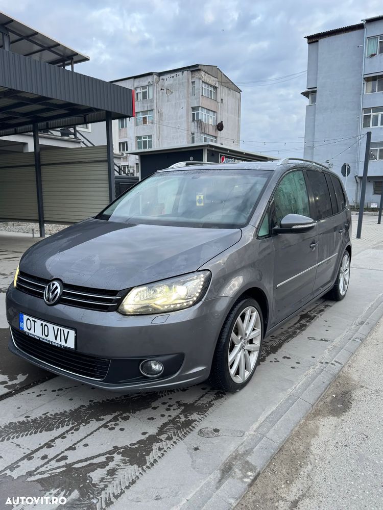Volkswagen Touran 2.0 TDI DPF Highline DSG - 3