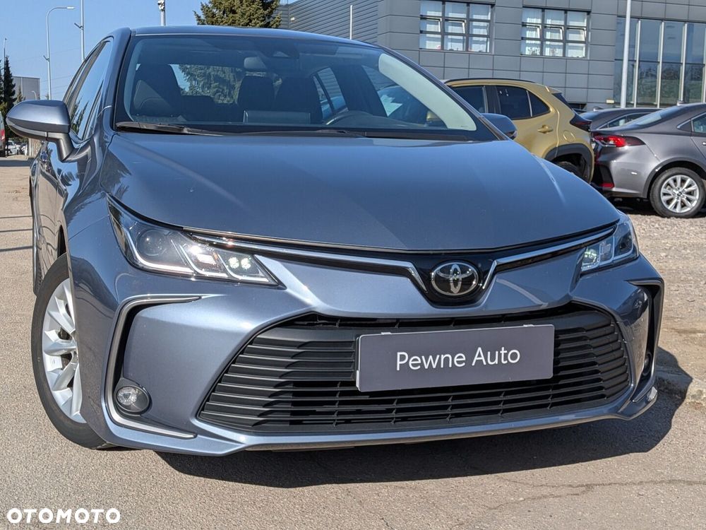 Toyota Corolla - 10