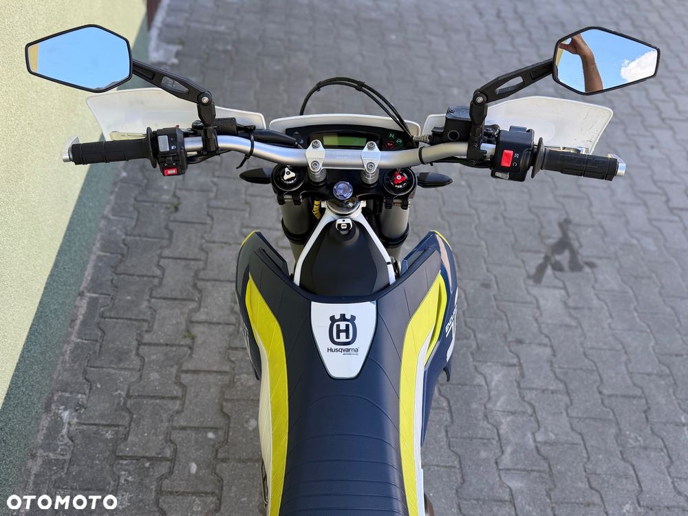 Husqvarna 701 - 16