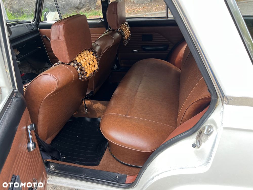 Fiat 125p - 11