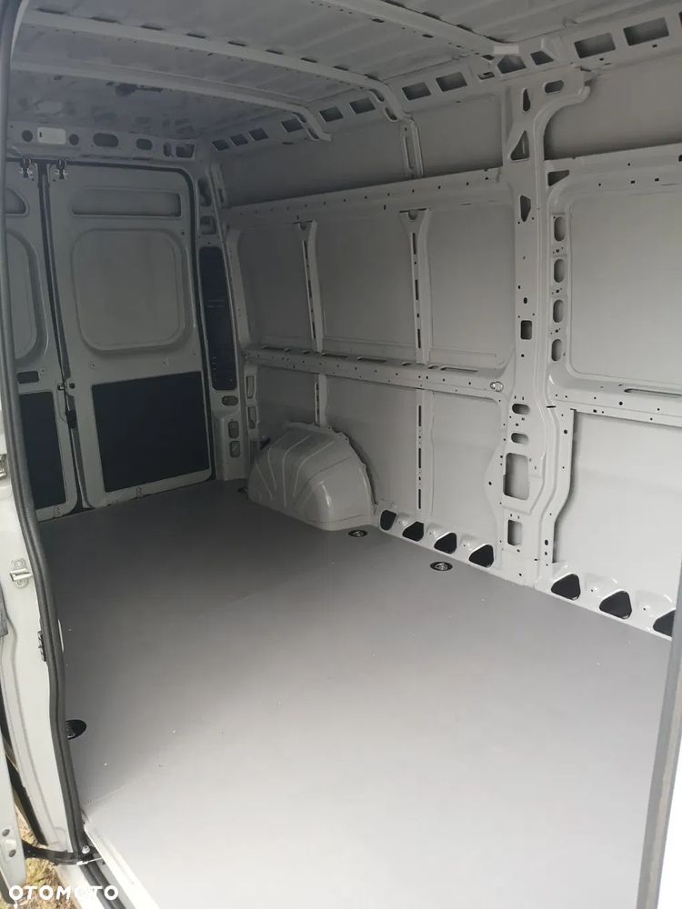 Toyota Proace MAX EV - 7