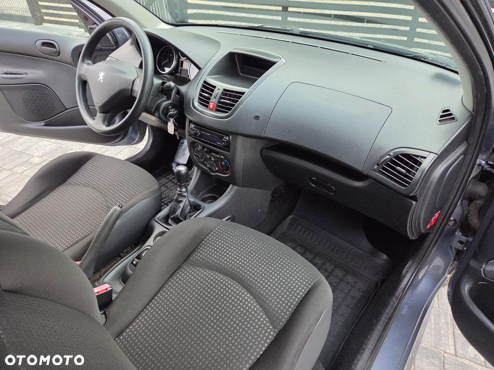 Peugeot 206 plus 1.1 Presence - 21