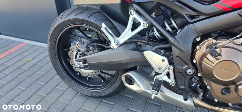 Honda CB - 15