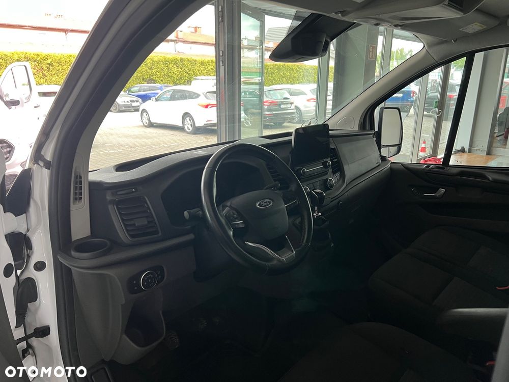 Ford Transit Custom - 22
