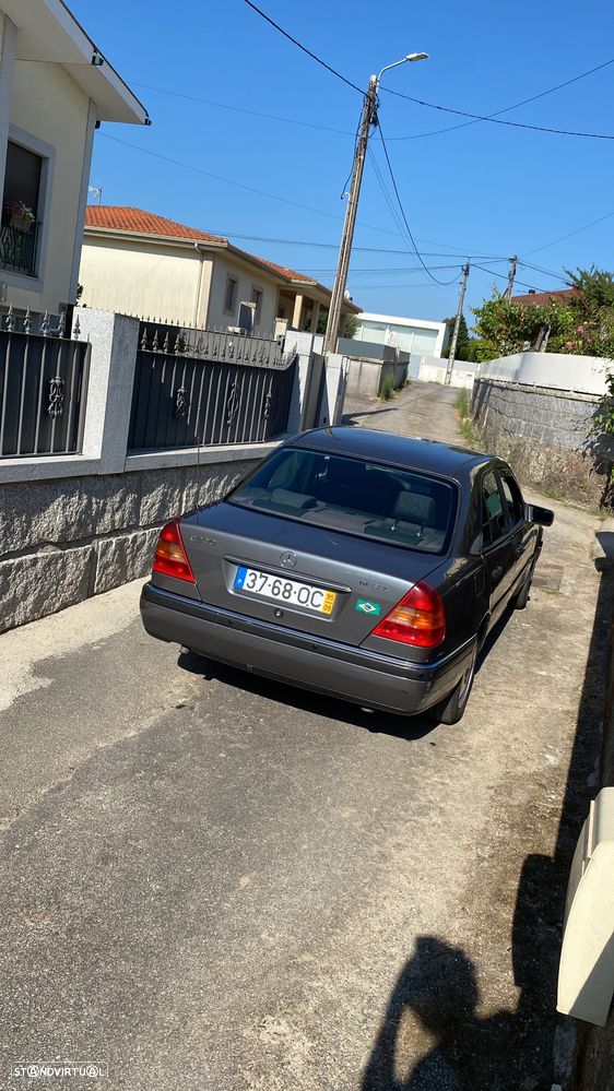 Mercedes-Benz C 220 D - 2
